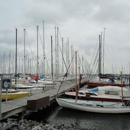 Oase An Der Ostsee Mit 2 Schlafzimmern 海利根港 外观 照片