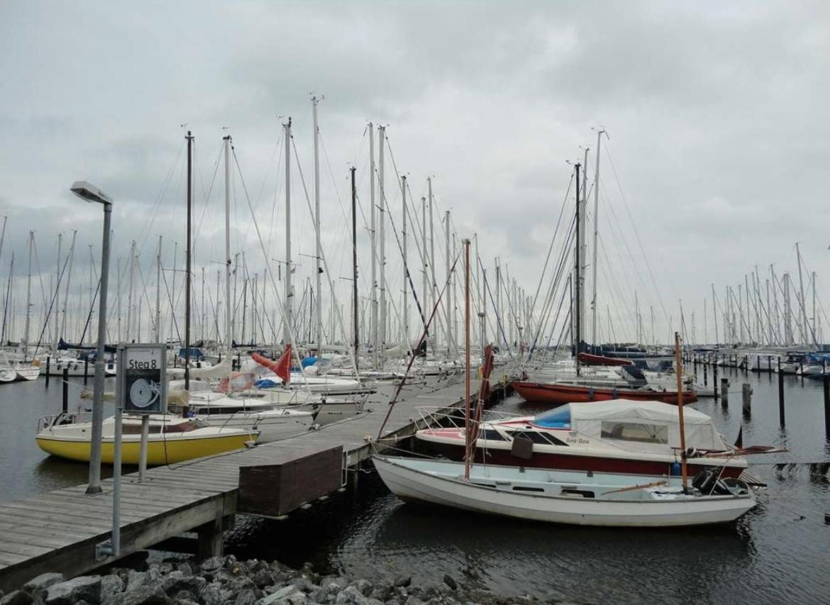 Oase An Der Ostsee Mit 2 Schlafzimmern 海利根港 外观 照片